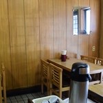 丸八食堂 - 店内の雰囲気