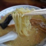 えびや - 細めの麺です