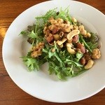 海菜寺 - ナッツドレッシングのサラダ