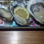 たらふく　うなり