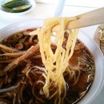 瀛客山 - 縮れ細麺