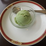 カーン・ケバブ・ビリヤニ - ピスタチオのアイス