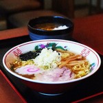 くくる - 東京ラーメンとミニカレー丼