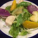 Enoteca 眞  - 野菜のマリネ。あつあつで美味しい