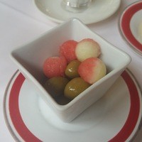 ヌキテパ - 塩ふりスイカとオリーブ