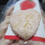 いっぷくせんべい 半月庵 - あまおういちご　はーとせんべい、中身