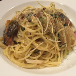 Enoteca 眞  - 鮎のパスタ。スモークきいてます