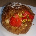 たま木亭 - いちごのクロワッサン