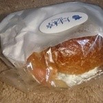 たま木亭 - 九条ねぎとクリームチーズ
      
      スモークサーモンのフォカッチャ
      
      