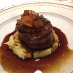 ボリュームたっぷりのお肉