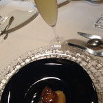 レストラン ツキダテ - んでもって、２杯目は白いの。笑