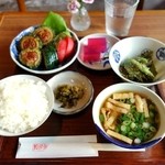 町屋カフェ 栄亀堂