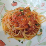 ラ・フレッチャ - つぶ貝・帆立、浅利のトマトパスタ