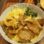 やっとかめ - 焼肉丼