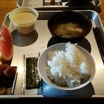 甲武信小屋 - 朝食