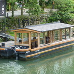 星のや京都 - 星のや専用船