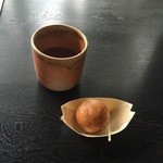 たねや日牟禮茶屋 - つぶら餅