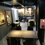 レシアンエラメール - 階段の途中から一階を見下ろしたら、、、此処も素敵～♡