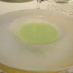 エッサンス - １　枝豆（湯上がり娘）の冷製