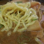 Yuu Yuu Tei - にぼしラーメンの麺とスープ