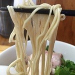 中華そば よしかわ - 【2015.7.11】煮干ししじみそば。加水率低めのパッツン細麺。