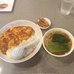 竹園 - 麻婆豆腐丼と半ラーメソ