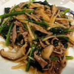 上海餐室 - （2010.5）牛肉うまにかけご飯（850円）この日は混んでいて出てくるのが遅かった