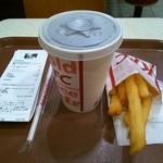 ケンタッキーフライドチキン - フライドポテトとペプシコーラ（Ｓ）