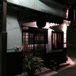 酒蔵 - 入口に杉玉