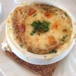リス ブラン - オニオングラタンスープ