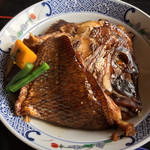 大漁亭 - ⚫︎煮魚のアップ画像