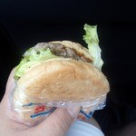 シーサイドドライブイン - 【2015年7月】ハンバーガー（240円）