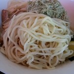 煮干乱舞 - つけそば　らーめん芝浜さんの饅頭こわい麺ver. 　しっとりしたコシのいかにも自家製麺な味わいです。