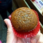 九金店 - 人気の「honeycomb cake」（蜂の巣：スポンジ蒸しケーキ）（20元=80円）