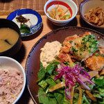 キャトルセゾン旬 - チキン南蛮 1200円 (ご飯おかわり自由)