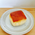 ベーカリーグラース - ミルクパン 80円（税抜）