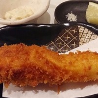 うぶか - 海老味噌を使ったアメリケーヌソースがたっぷり詰まった海老フライ！