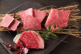 韓食菜炎　ヨンドン - 島根県産　まつなが和牛の盛り合わせ。