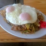 お好み焼き・焼きそば　たかやま - 月見焼きそば