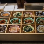 焼肉 銀座コバウ - 前菜十二種盛