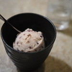 焼肉 銀座コバウ - デザートの小豆アイス