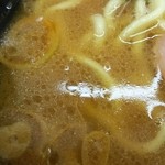 ラーメン 杉田家 - スープ。バランスのいいタイプ。