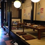 フリーダム ロード - H.27.7.14.夜 カウンター席中央辺りからお座敷席を