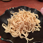 水餃子の店哈尓濱 - 付きだしの中国豆腐　これ美味い♪　ビールすすむ