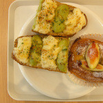 ブーランジェリー 14区 - アボカドとポテトのオープンサンド