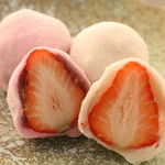 Strawberry Daifuku (December to April)