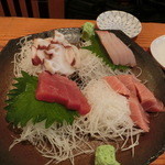 和田浜 - 刺身三点盛１，０００円