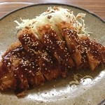 よかろう - 以前から気になってたとんかつのれんのお店、日替わりA定がロースかつなので入りました。居酒屋メニューも美味しそう(^^)