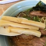 麺屋 つるる - 太く食感のいいメンマ