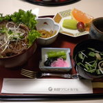 特選牛ステーキ丼定食